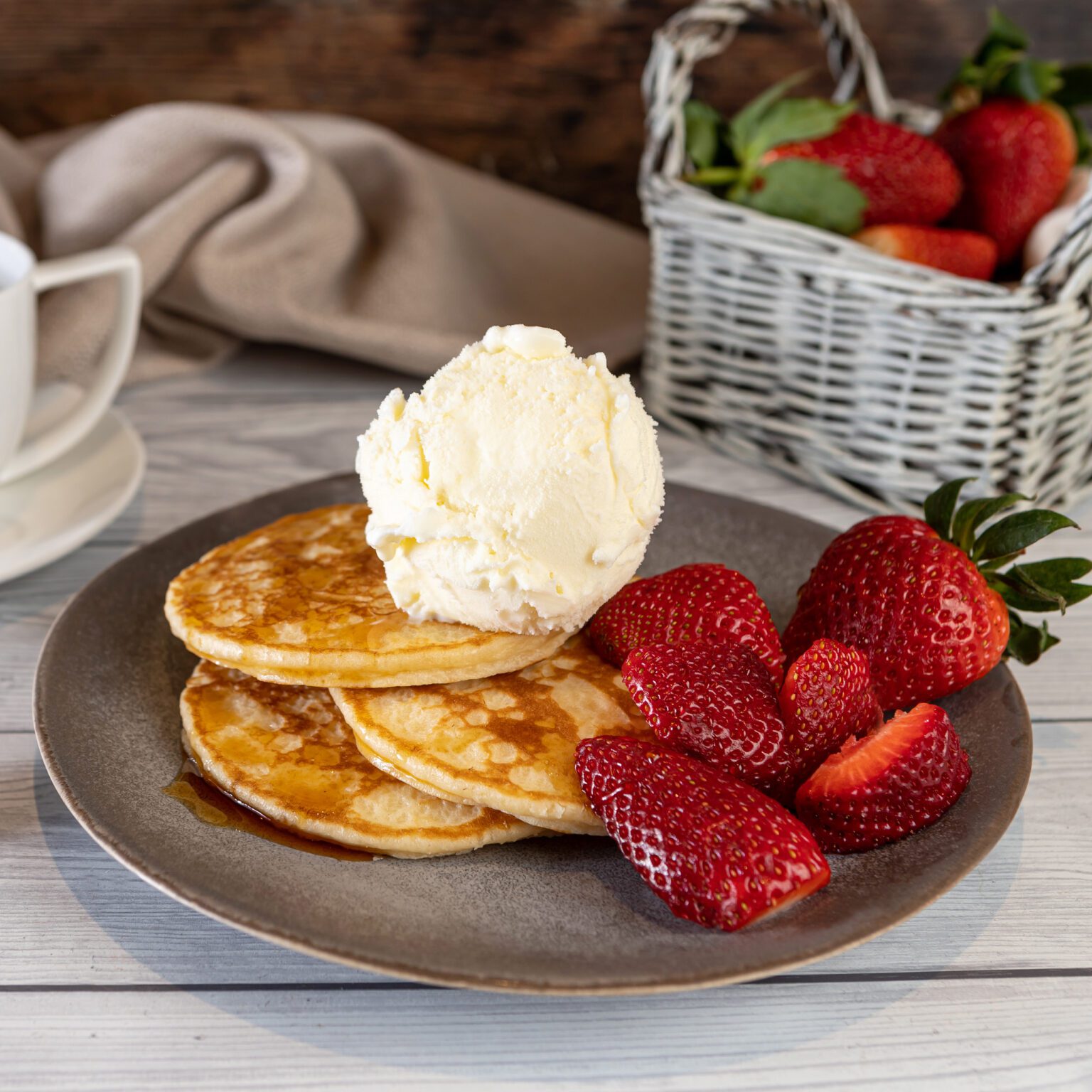 The Perfect Brunch Pancakes & Ice Cream Recipe Luxury Lakes Ice Cream